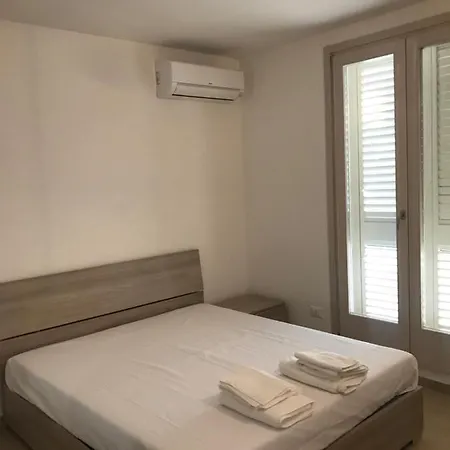 Al Castello Apartment *